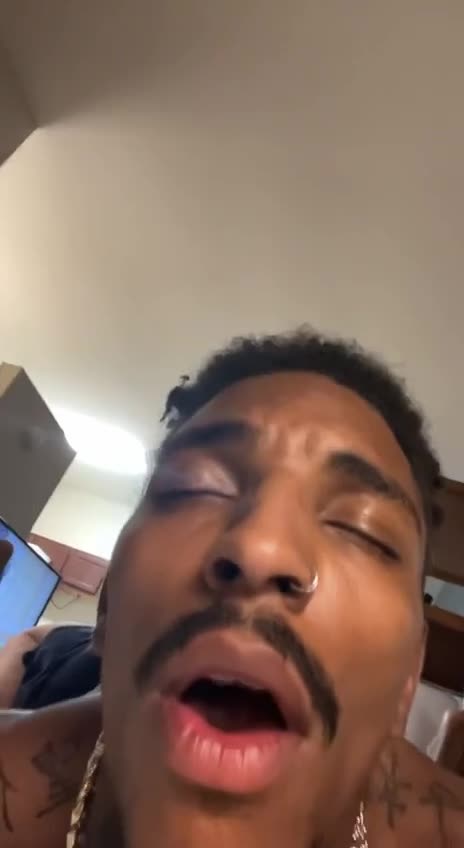 Trade Getting Ate By His Girl