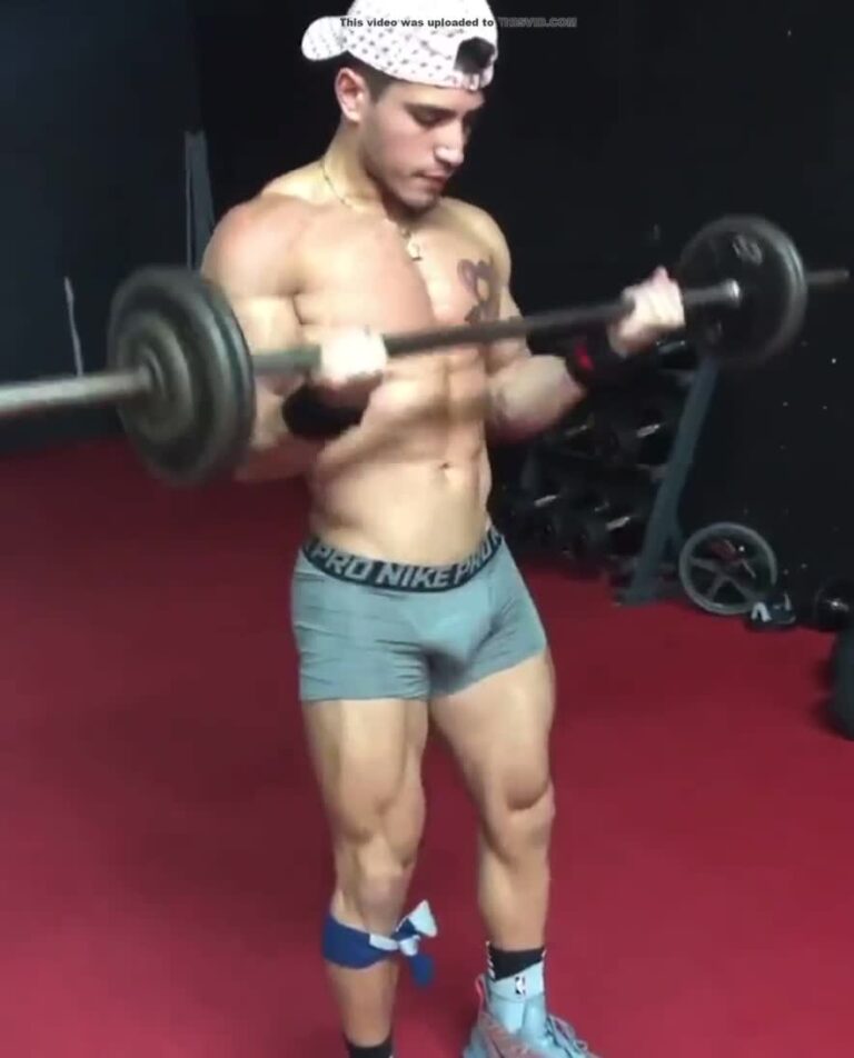 Girlfriend Lifts Shirtless With Huge Bulge