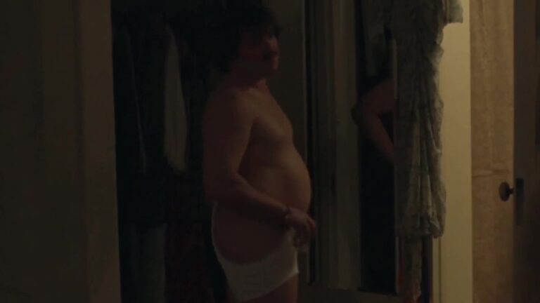 Naked In Tv Scene Video_6