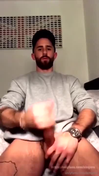 Stud Jerking Off And Cumming