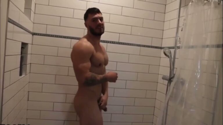 Guy Shower Video