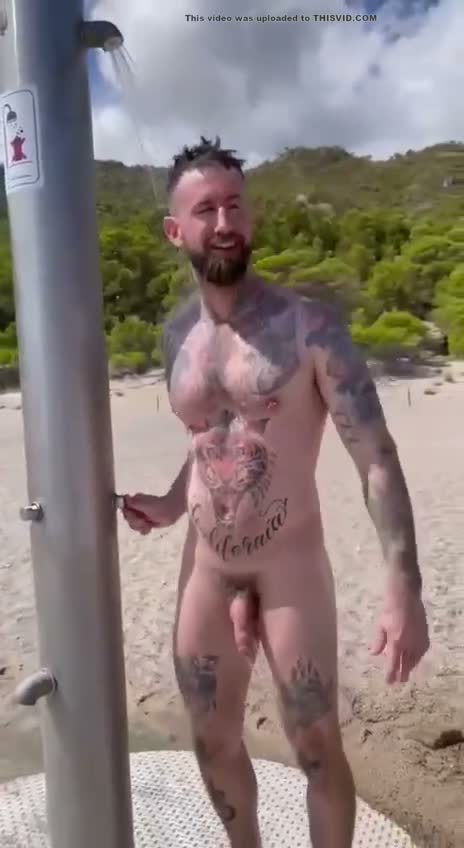 Tease： Hot Tattd Bloke Showers Outdoors